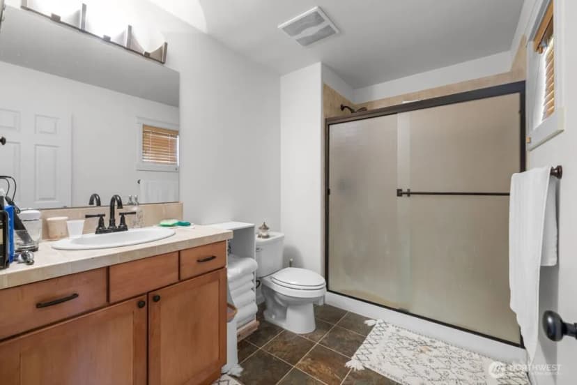 Property photo for 21409 Se 298th Place, Kent photo 17