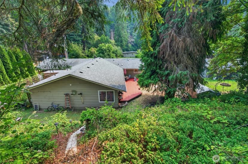 Property photo for 236 Laverne Drive, Kalama photo 36