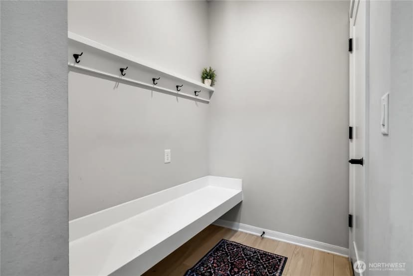 Property photo for 4646 Hibiscus Circle Sw, Port Orchard photo 19
