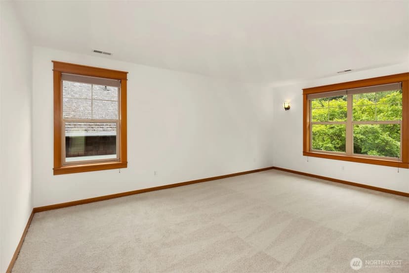 Property photo for 1905 Ne 125th Street, Seattle photo 14