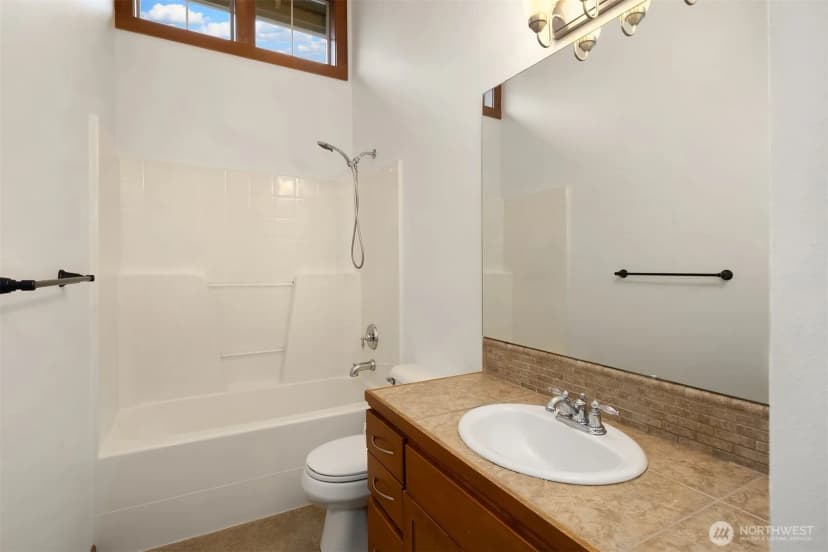 Property photo for 1905 Ne 125th Street, Seattle photo 20