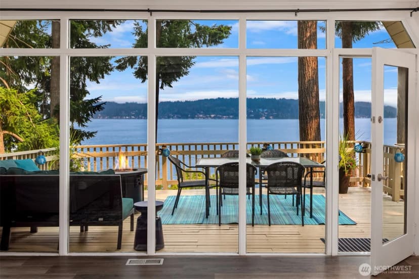 Property photo for 1602 W Lake Sammamish Parkway Se, Bellevue photo 14