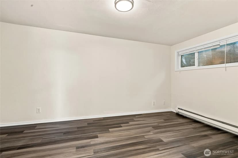 Property photo for 412 Mill Avenue S, Renton photo 13