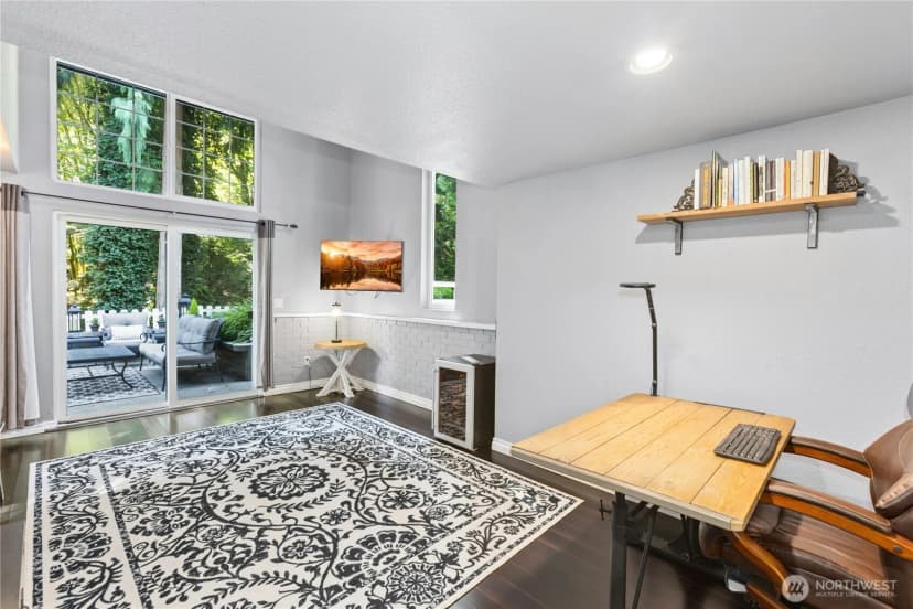 Property photo for 860 Valley View Place Sw, Issaquah photo 17