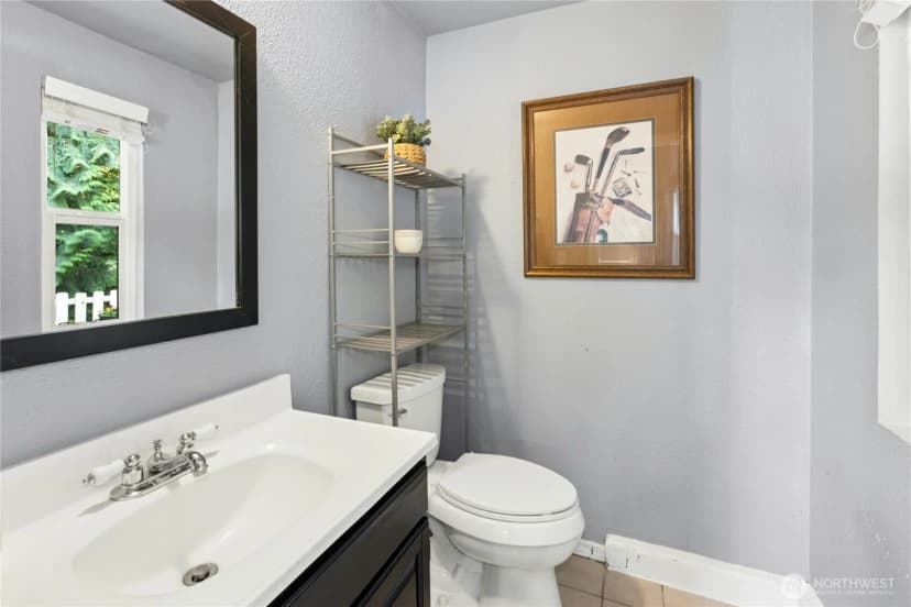 Property photo for 860 Valley View Place Sw, Issaquah photo 18