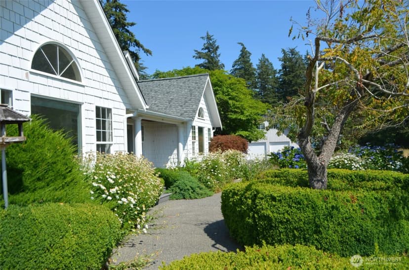 Property photo for 1041 Sterk Lane, Bellingham photo 3