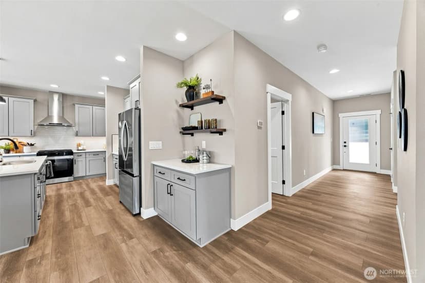 Property photo for 10820 245th Street Ct E, Graham photo 9