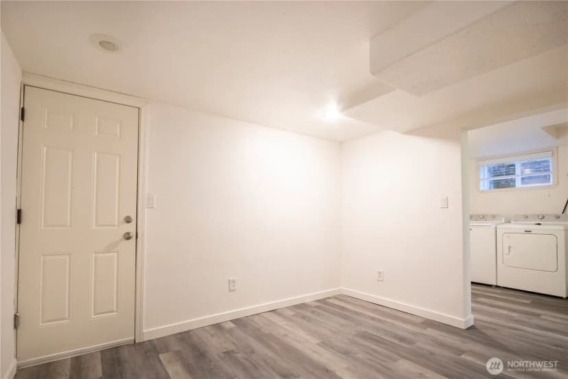 Property photo for 11634 25th Avenue S, Seattle photo 22