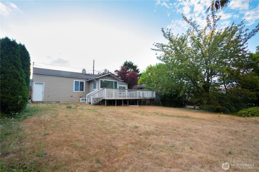 Property photo for 11634 25th Avenue S, Seattle photo 32