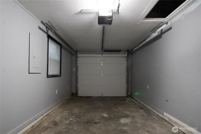 Property photo for 11634 25th Avenue S, Seattle photo 39