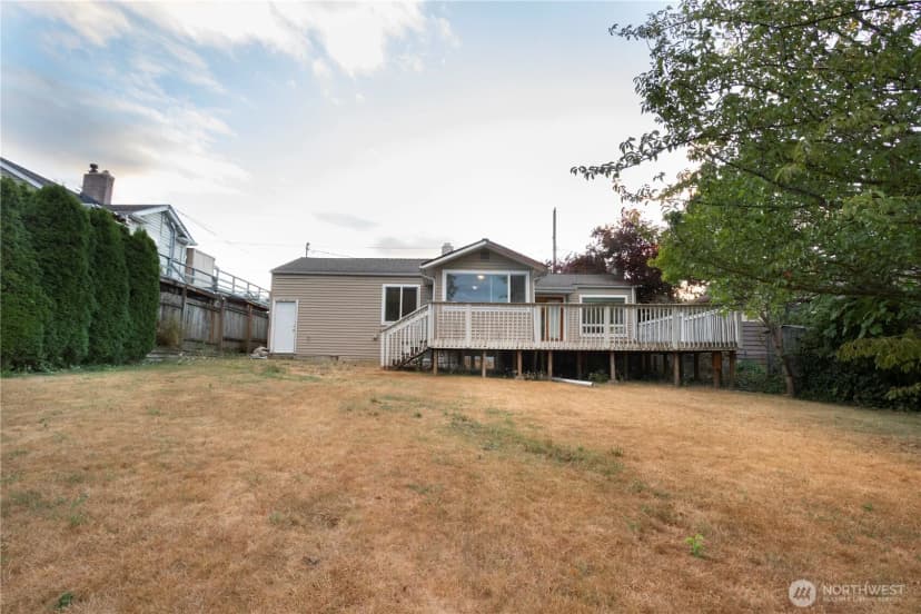 Property photo for 11634 25th Avenue S, Seattle photo 31