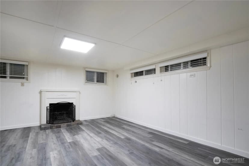 Property photo for 11634 25th Avenue S, Seattle photo 14