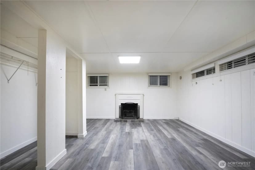 Property photo for 11634 25th Avenue S, Seattle photo 16