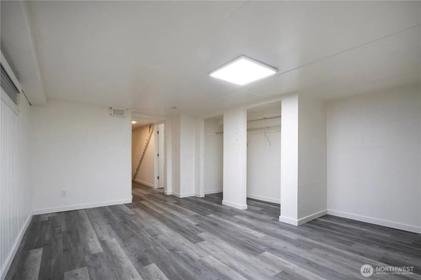 Property photo for 11634 25th Avenue S, Seattle photo 15