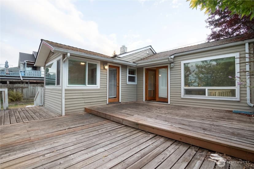 Property photo for 11634 25th Avenue S, Seattle photo 28