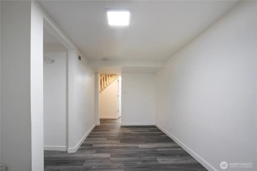 Property photo for 11634 25th Avenue S, Seattle photo 19