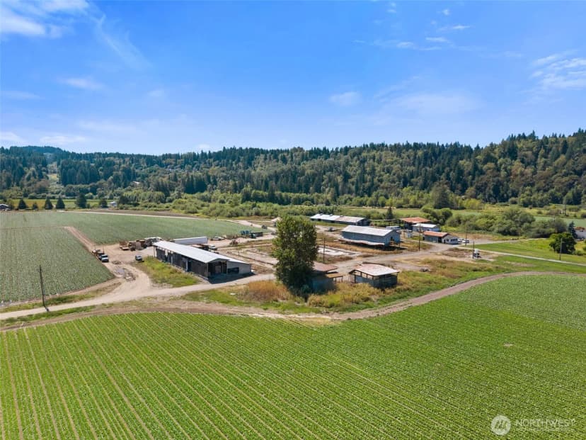 Property photo for 18213 150th Avenue Ct E, Orting photo 8