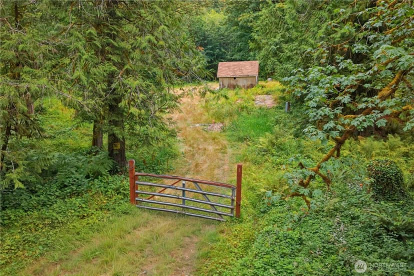 Property photo for 915 174th Avenue Nw, Lakebay photo 6