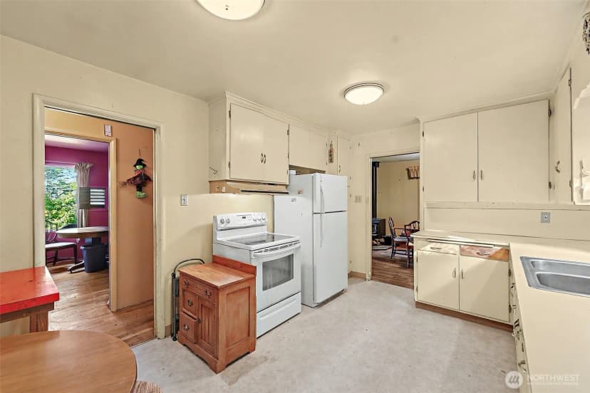 Property photo for 7508 Woodland Avenue E, Puyallup photo 8