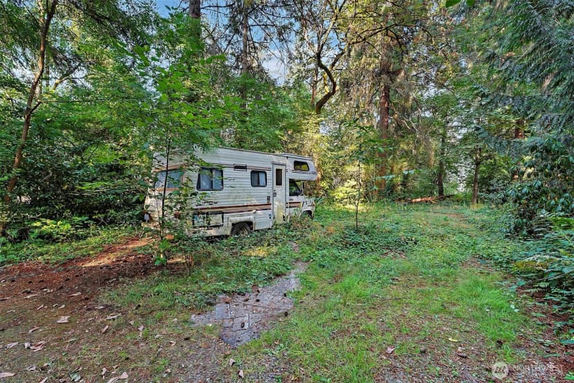 Property photo for 7508 Woodland Avenue E, Puyallup photo 30