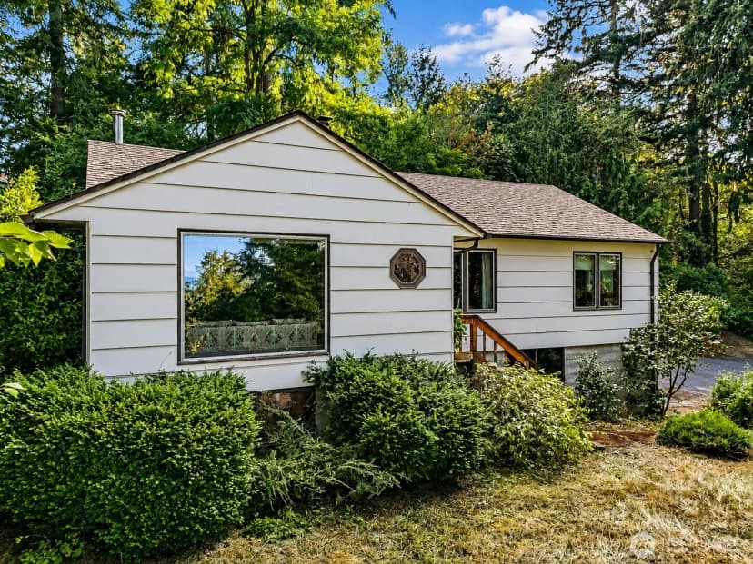 Property photo for 7508 Woodland Avenue E, Puyallup photo 2