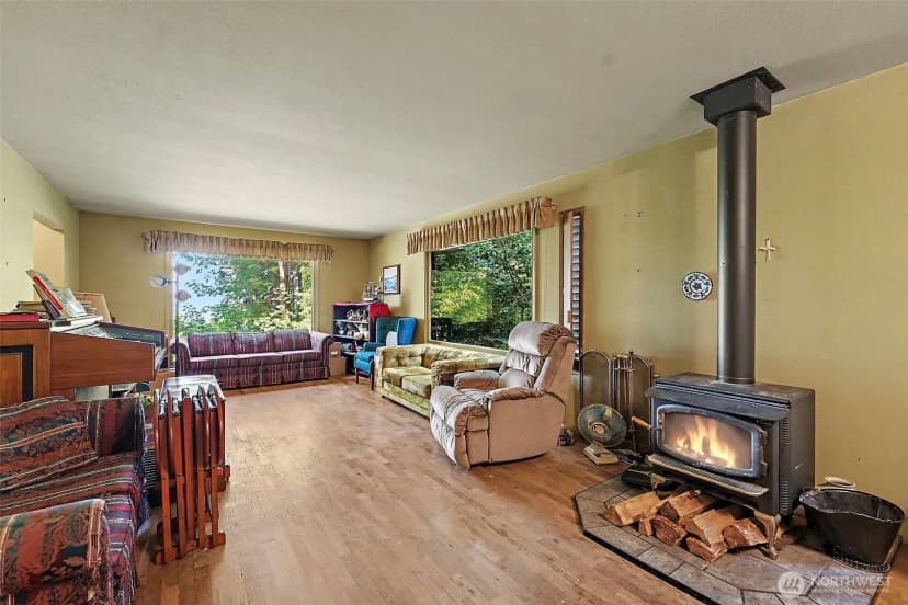 Property photo for 7508 Woodland Avenue E, Puyallup photo 9