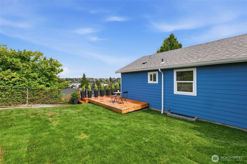Property photo for 2517 23rd Avenue, Seattle photo 29
