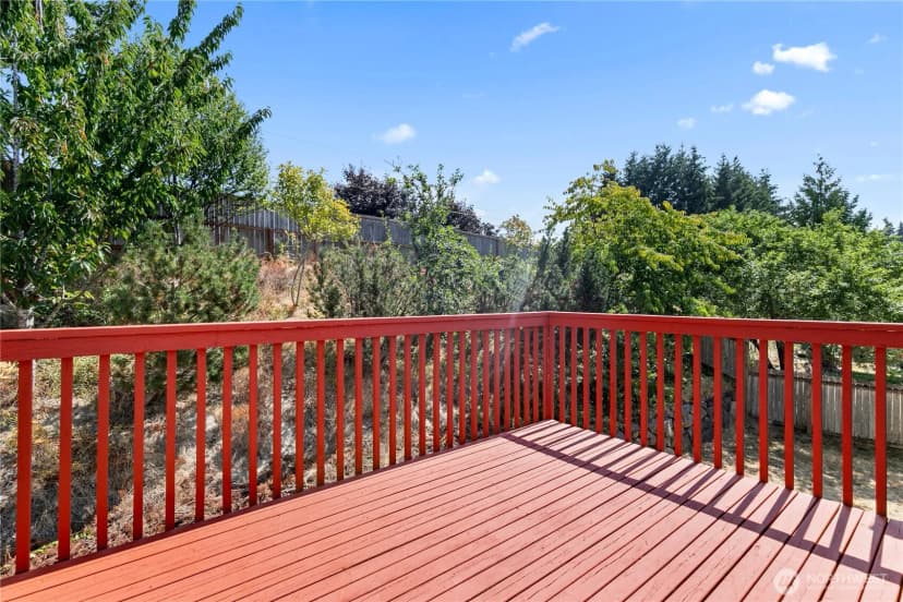 Property photo for 14921 93rd Avenue E, Puyallup photo 24