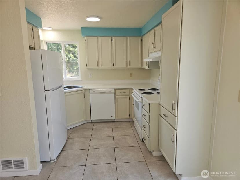 Property photo for 744 Berne Lane Se, Olympia photo 6