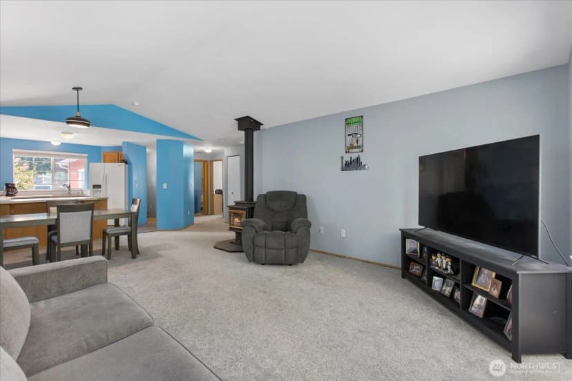 Property photo for 5805 105th Place Ne, Marysville photo 10