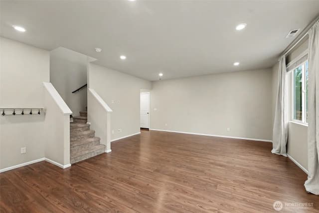 Property photo for 3446 Hera Street Ne, Lacey photo 3