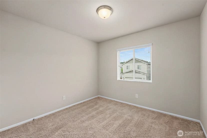 Property photo for 3446 Hera Street Ne, Lacey photo 12