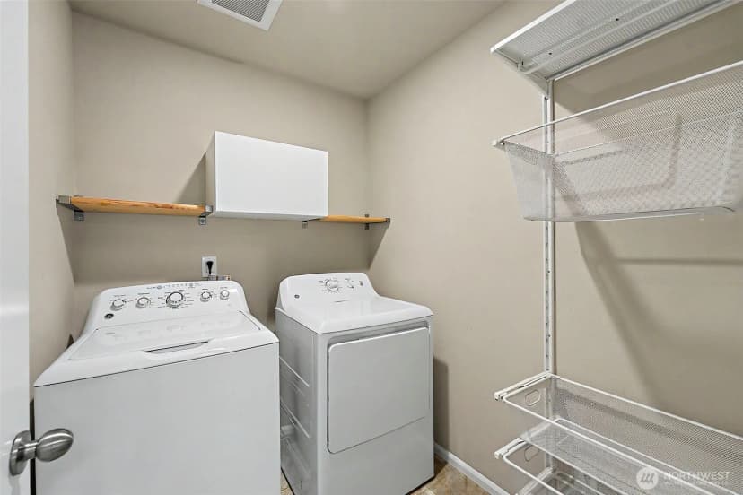 Property photo for 3446 Hera Street Ne, Lacey photo 14