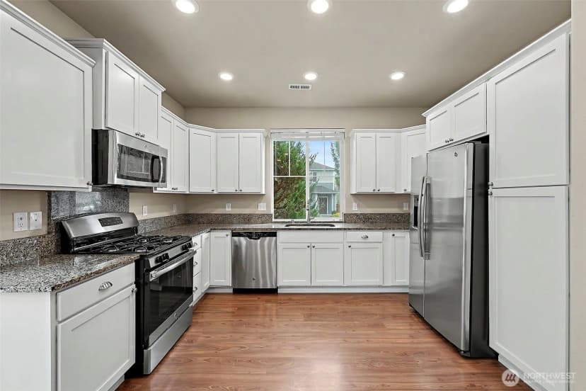 Property photo for 3446 Hera Street Ne, Lacey photo 8