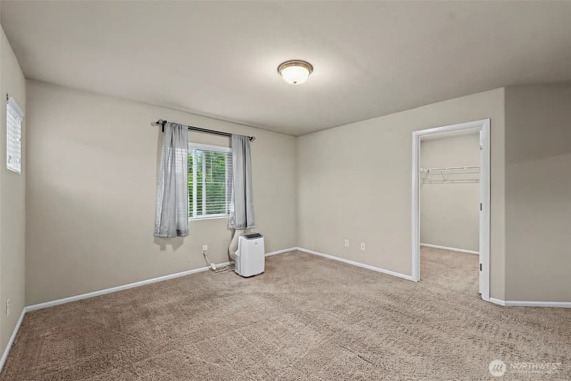 Property photo for 3446 Hera Street Ne, Lacey photo 20