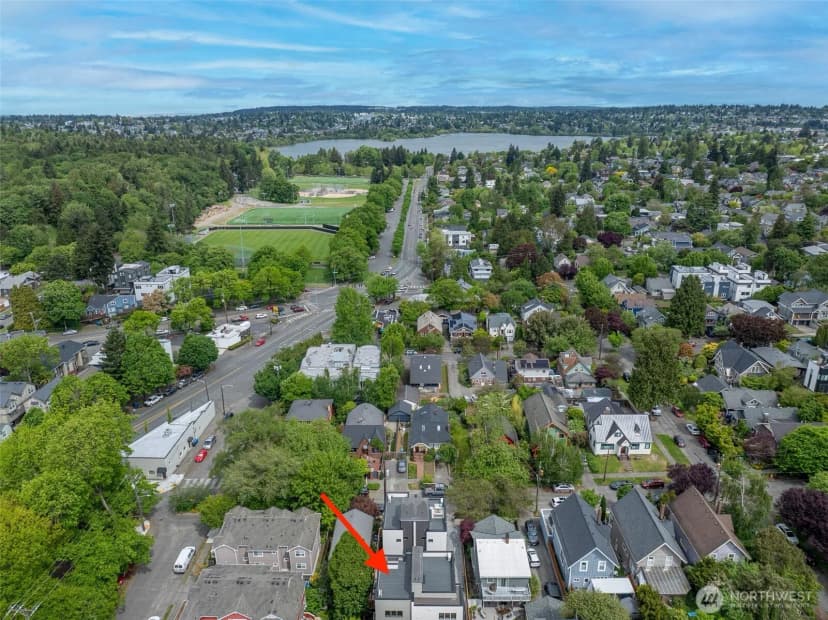 Property photo for 1413 A N 48th Street, Seattle photo 20