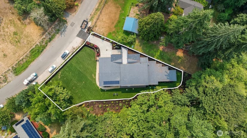 Property photo for 16009 147th Place Ne, Woodinville photo 34