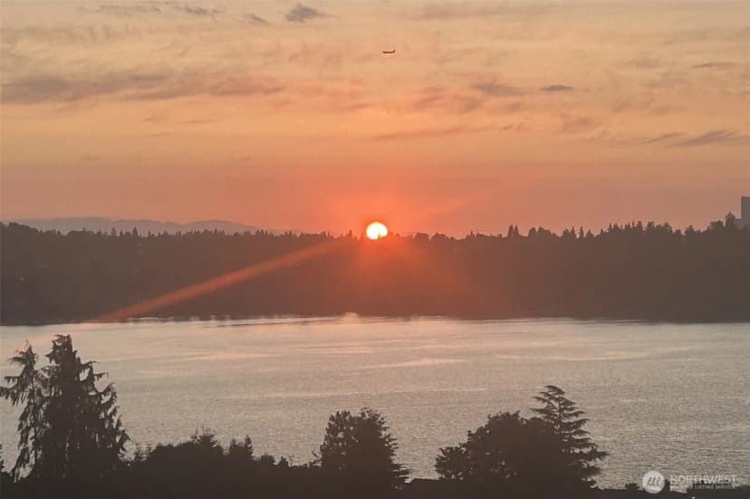 Property photo for 7580 Se 71st Street, Mercer Island photo 19