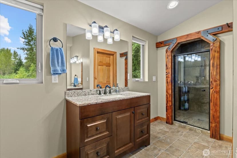 Property photo for 21710 78th Avenue E, Graham photo 20