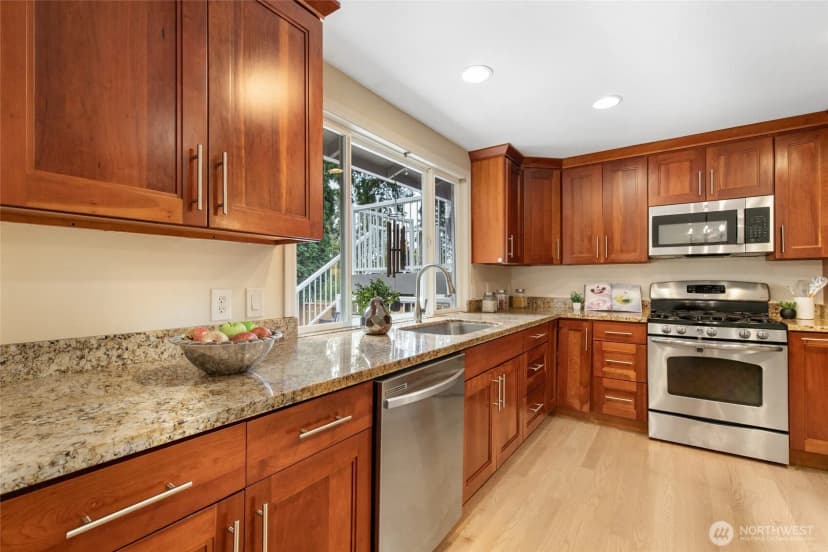 Property photo for 12803 Ne 149th Street, Woodinville photo 8