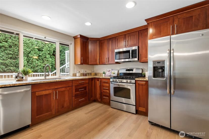 Property photo for 12803 Ne 149th Street, Woodinville photo 10