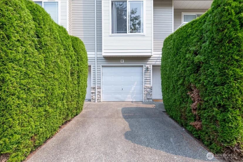 Property photo for 10410 Holly Drive #e, Everett photo 26