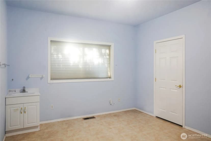 Property photo for 630 S 20th Avenue, Othello photo 13