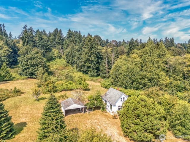 Property photo for 15215 91st Avenue Sw, Vashon photo 3