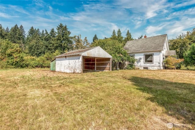 Property photo for 15215 91st Avenue Sw, Vashon photo 2