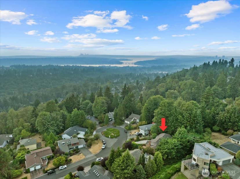 Property photo for 5204 137th Place Se, Bellevue photo 35