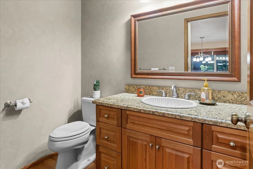 Property photo for 5204 137th Place Se, Bellevue photo 10