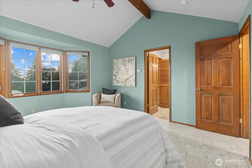 Property photo for 5204 137th Place Se, Bellevue photo 22
