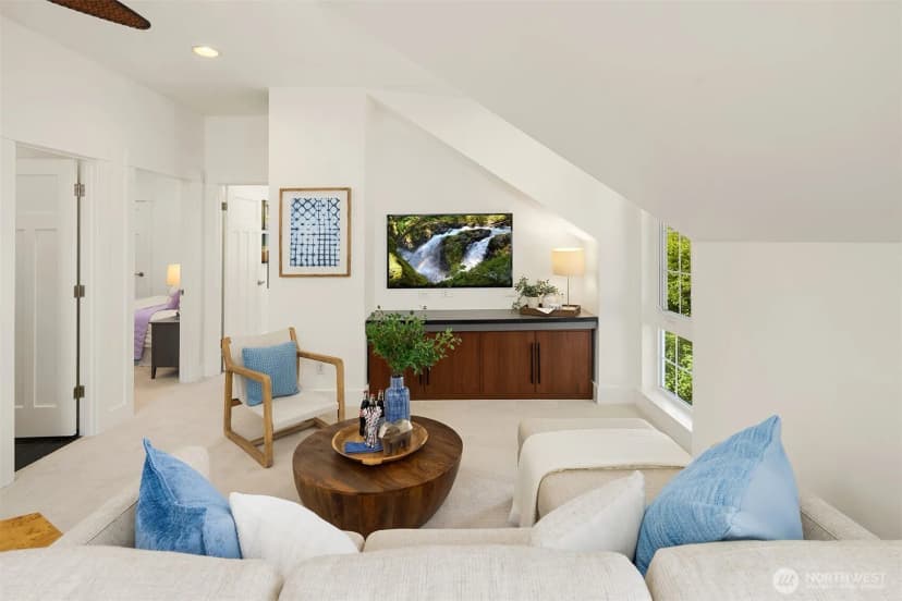 Property photo for 11059 Se 31st Street, Bellevue photo 33