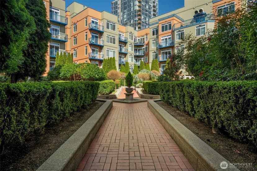 Property photo for 2414 1st Avenue #413, Seattle photo 28